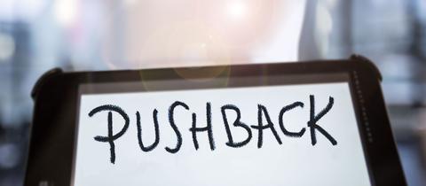 Das Wort Pushback