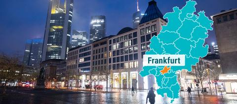 Frankfurt Innenstadt Fussgängerzone mit Hochhäusern im Hintergrund