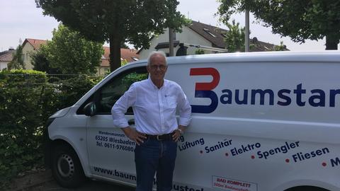Theo Baumstark leitet einen Handwerksbetrieb in Wiesbaden.