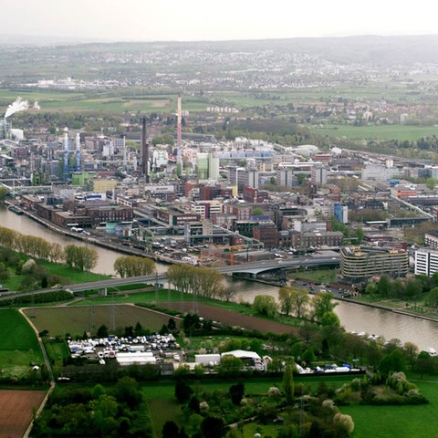 Der Industriepark Höchst in Frankfurt aus der Vogelperspektive