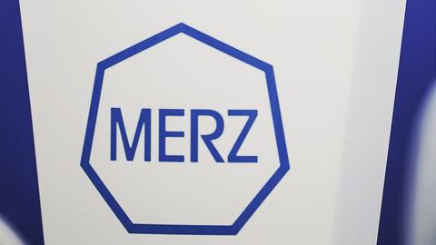 Logo Merz