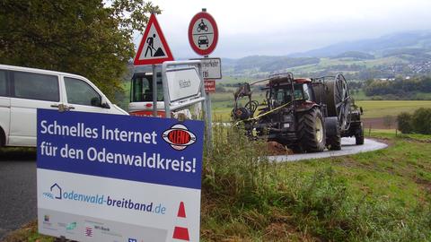 2010 begann der Ausbau des eigenen Glasfasernetzes im Odenwaldkreis.