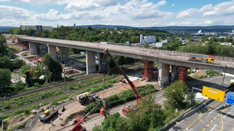 Salzbachtalbrücke von oben.